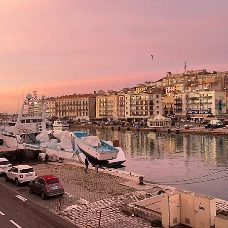 L'atelier Des Merveilles - Sur Le Port De *